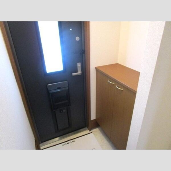 ベレンヘーナS・I 玄関