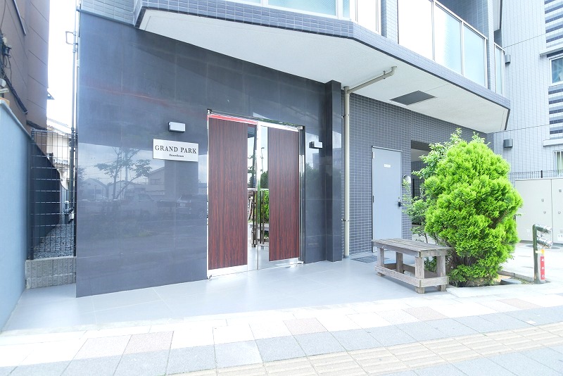 グランドパーク親水公園2階 外観