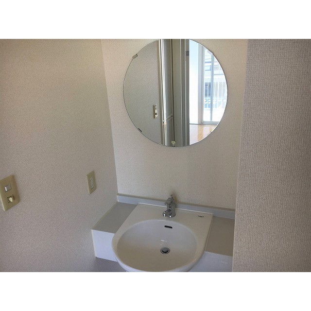 保萬齢03E3号室 洗面台