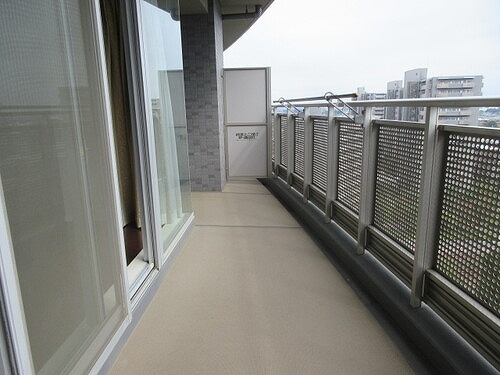 アイムふじみ野タワー東館 バルコニー　13.78㎡