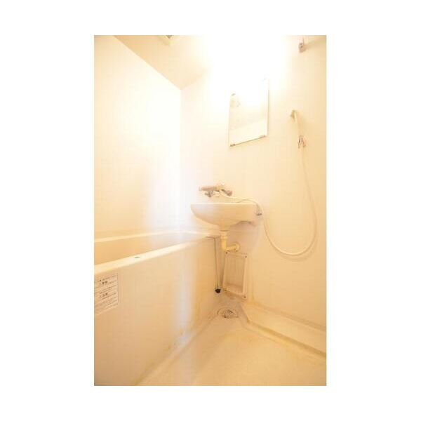 ロリーファイブ201号室 お風呂