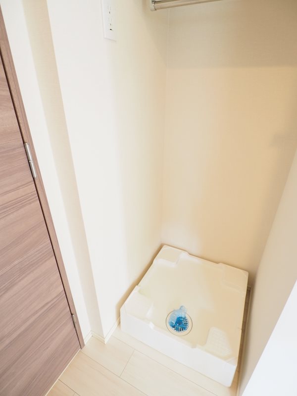 クレヴィアリグゼ雪が谷大塚3階 洗濯機置場