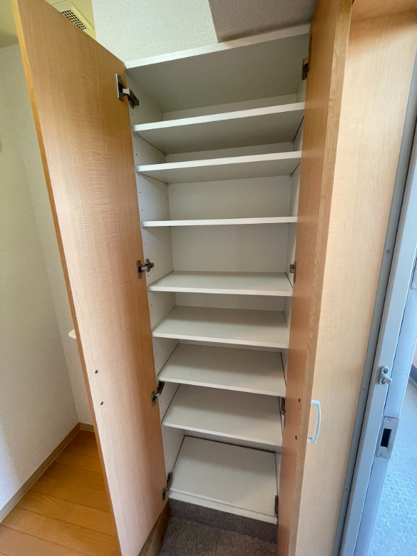 鎌倉服部ビル 収納