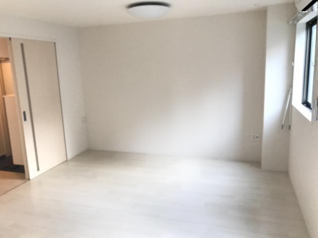 キャトルセゾン白楽101号室 リビング