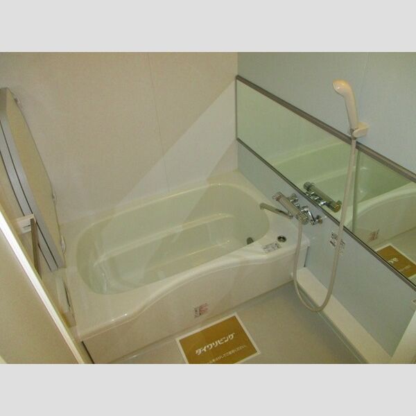 コマンドゥール バス