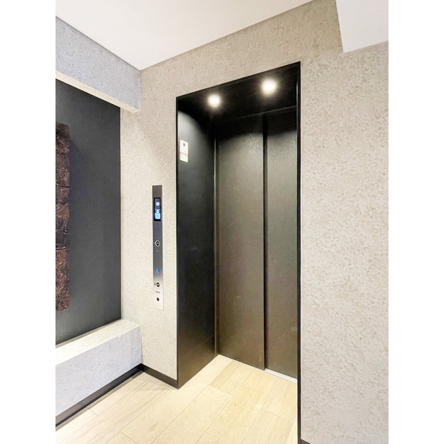 コスモグラシア板橋区役所前0501号室 エレベーター