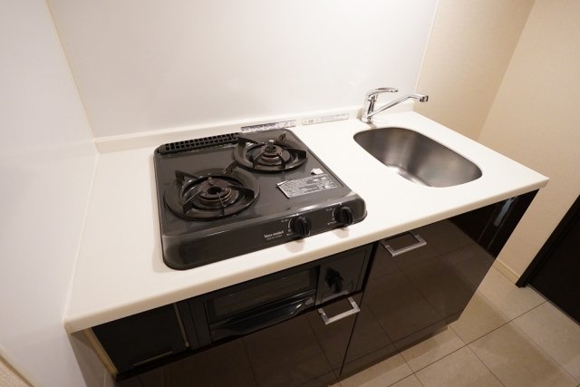 ＲＥＶ　ＲＥＦＡＹＳ－ＭＡＮＡ システムキッチン（2口ガスコンロ・グリル付）