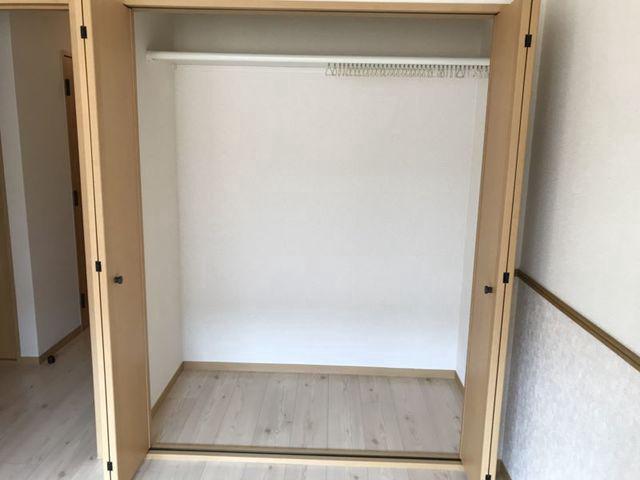 シャレードⅠ2階 収納