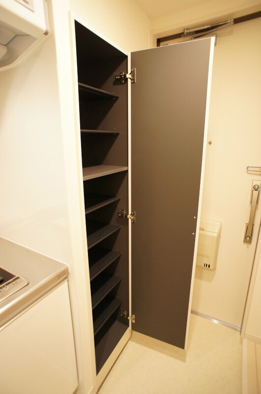 リブリ・湘南松が岡2階 収納