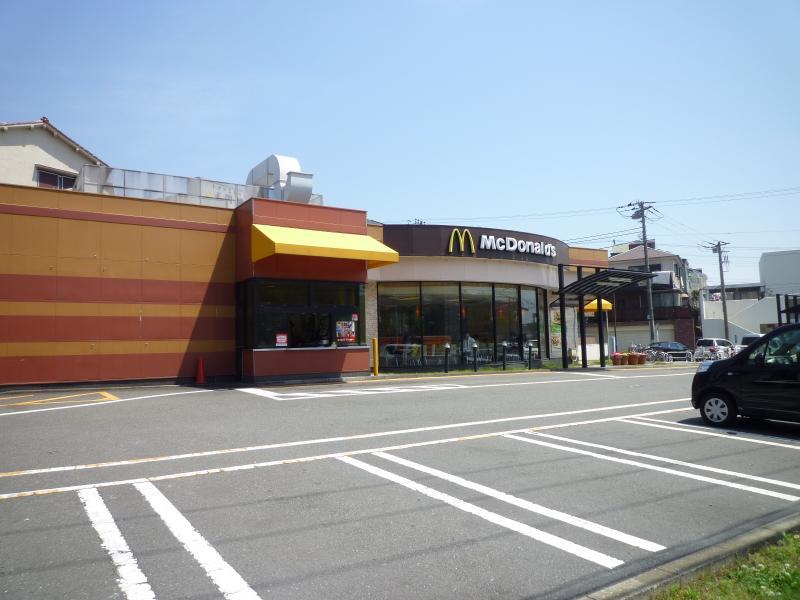 ベイルーム金沢西柴101号室 【ファーストフード】マクドナルド 能見台西友店まで875ｍ