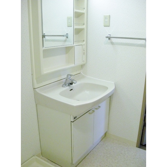 モンティクロ弐番館401号室 内観