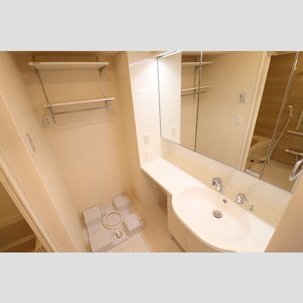 たか表参道203号室 洗髪洗面化粧台