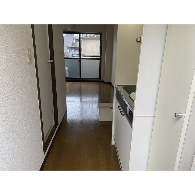 パルテール・谷0302号室 玄関