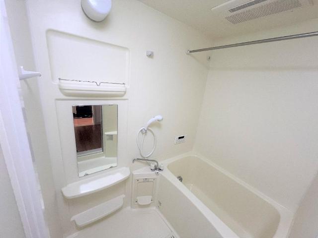 セレーノ　Ｋ＆Ｋ201号室 バス