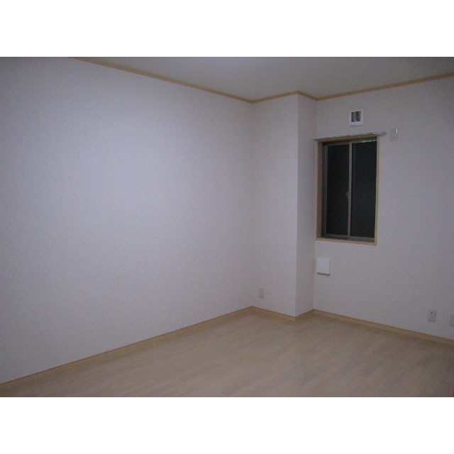 アムール 優104号室 内観