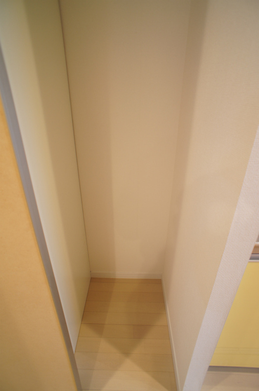 リブリ・OMOTO2階 収納