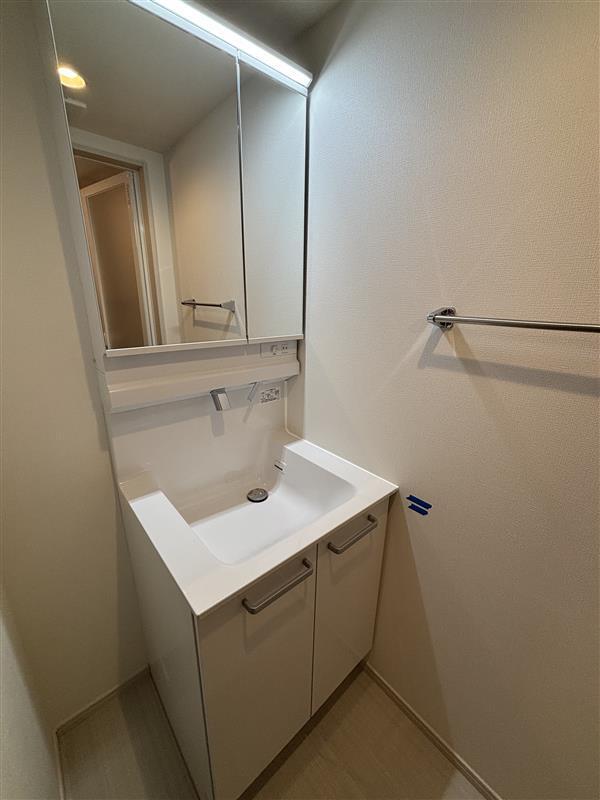 リブリ・セリジエ3階 洗面