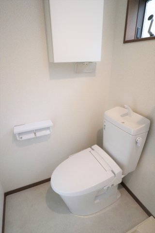 T＆FレジデンスⅥ101号室 トイレ