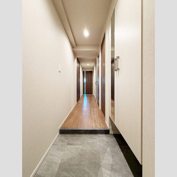 サンジョイアゼロ712号室 玄関