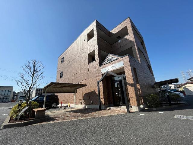 クレスト 外観写真（昼）