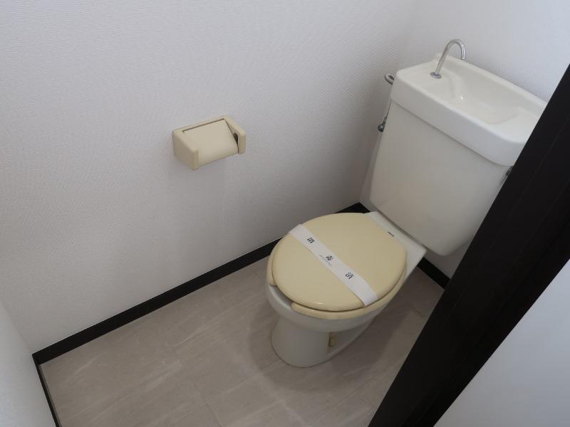 八千代市高津アパート トイレ