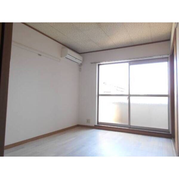 フレンドハイツ リビング