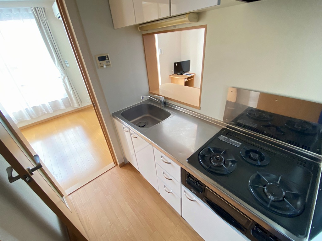 レオパレスサンハイ キッチン