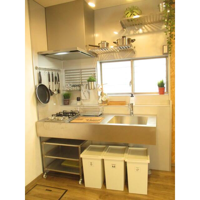 ベルハイム1階 ※家具・装飾品等は付きません。