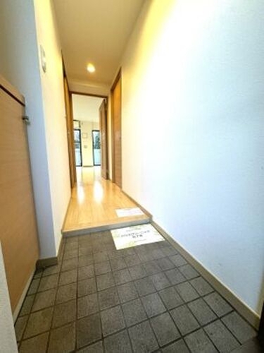 ライオンズマンション調布国領1階 共有部からの室内