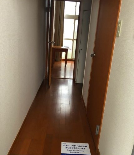 レオパレスハート１ 玄関