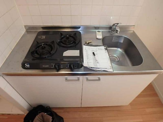 プレール・ドゥーク南品川 システムキッチン（2口ガスコンロ）