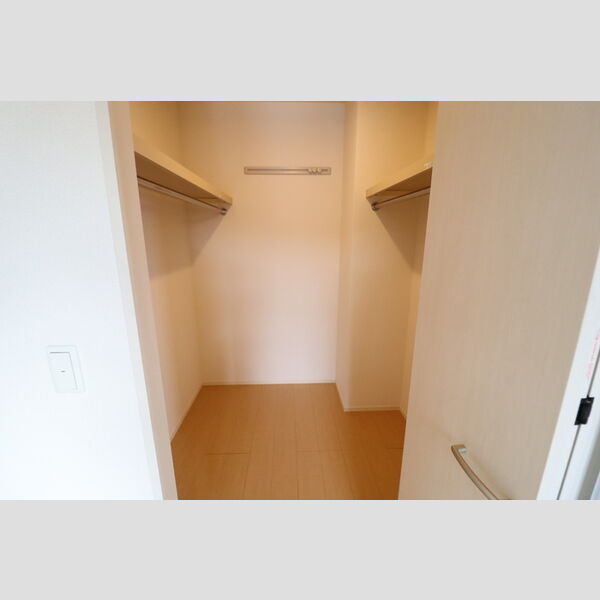 ソフィアクレール　B ウォークインクローゼット