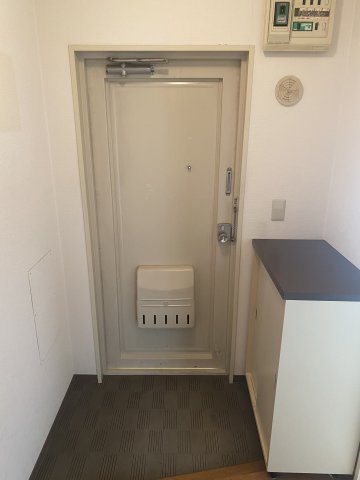 メゾンエコール福栄 玄関