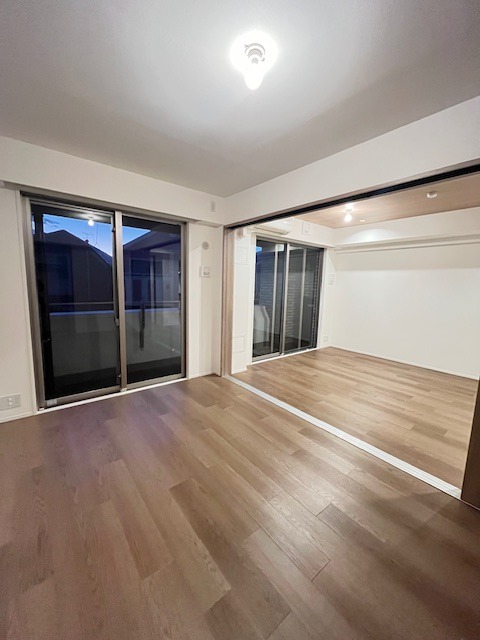 レジディア世田谷弦巻2階 寝室