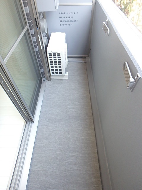 ガーラ・ヴィスタ祖師ヶ谷大蔵4階 広々としたバルコニーです