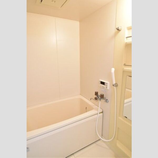 Bellevue参番館 バス