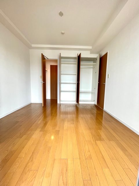 レジディア杉並方南町7階 寝室