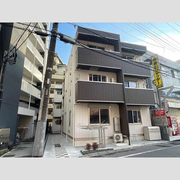 ルリアン綾瀬Ⅱ201号室 外観