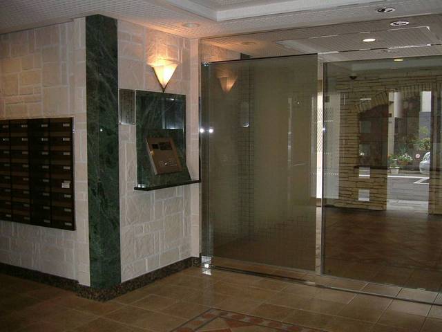 グランド・ガーラ日本橋茅場町9階 安心のカメラ付オートロック♪