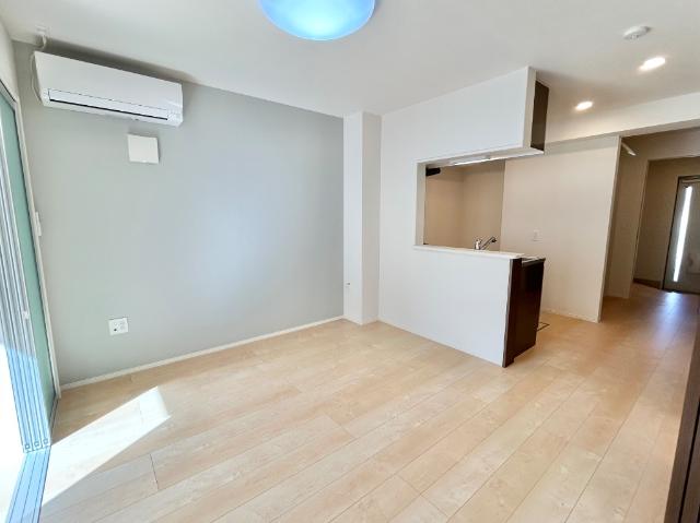 プルミエールみずき102号室 リビング