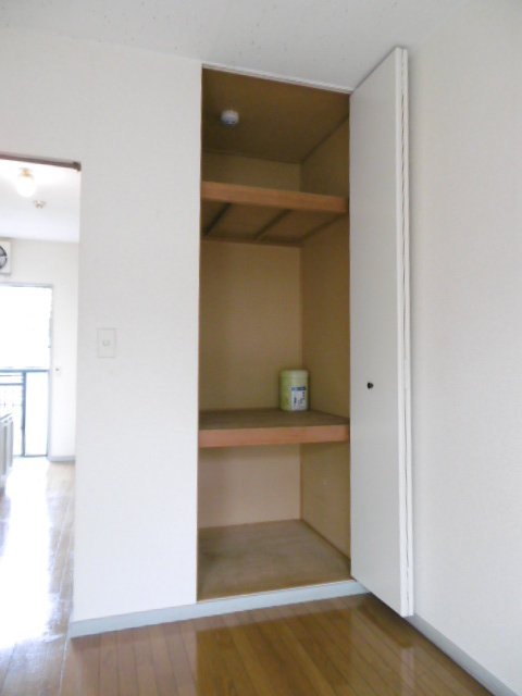 ウイングヴィラ0101号室 バルコニー