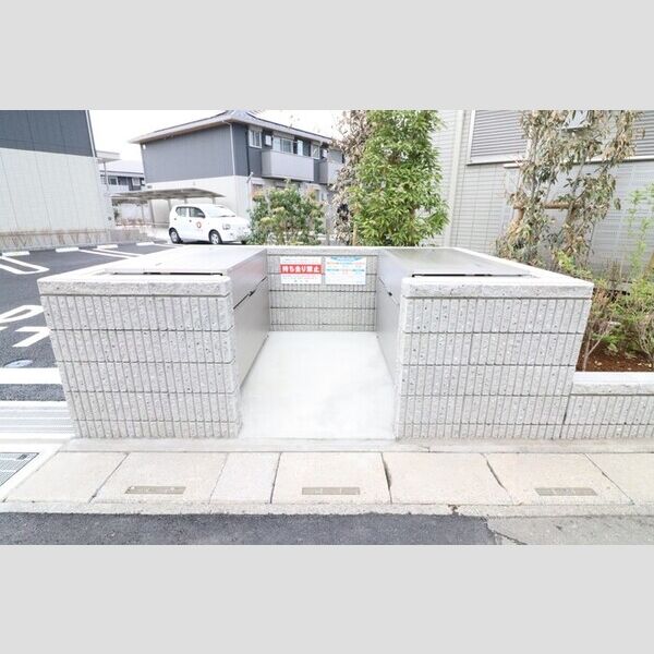 CLASSEUM桶川泉Ⅰ/Ⅱ　Ⅱ 敷地内ゴミ置き場