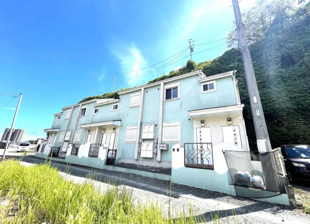 小田原市荻窪 SHA-MERE エントランス