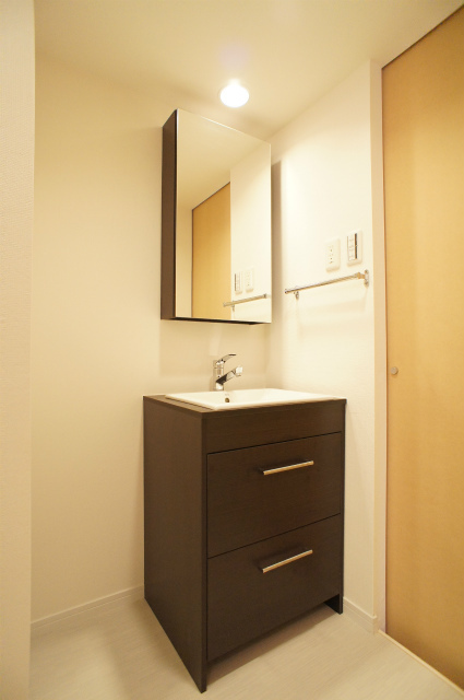 リブリ・鴨居イーストヒルズ 洗面