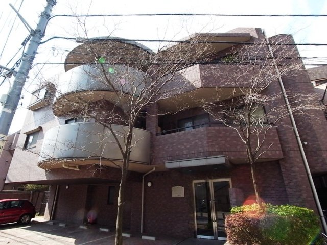 菱和パレス立教大学前・国際ハイム 外観