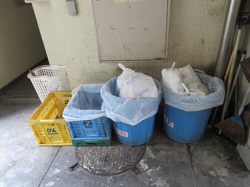 メゾン・ド・エクセレ2階 ゴミ捨て場