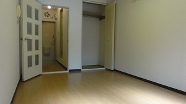 シャンブル綾瀬Ｅ リビング