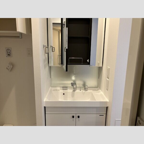 THE RejuvePort KISARAZU 洗髪洗面化粧台