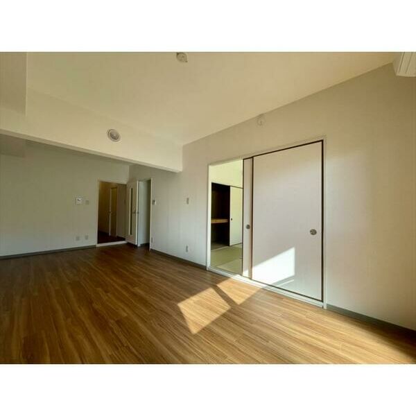 リバティハウス303号室 リビング