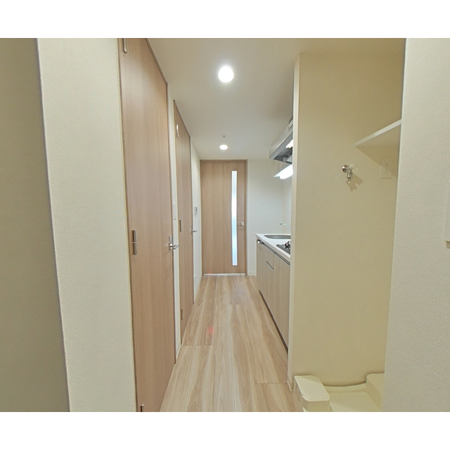 プレサンスブルーム浅草North0307号室 玄関→キッチン